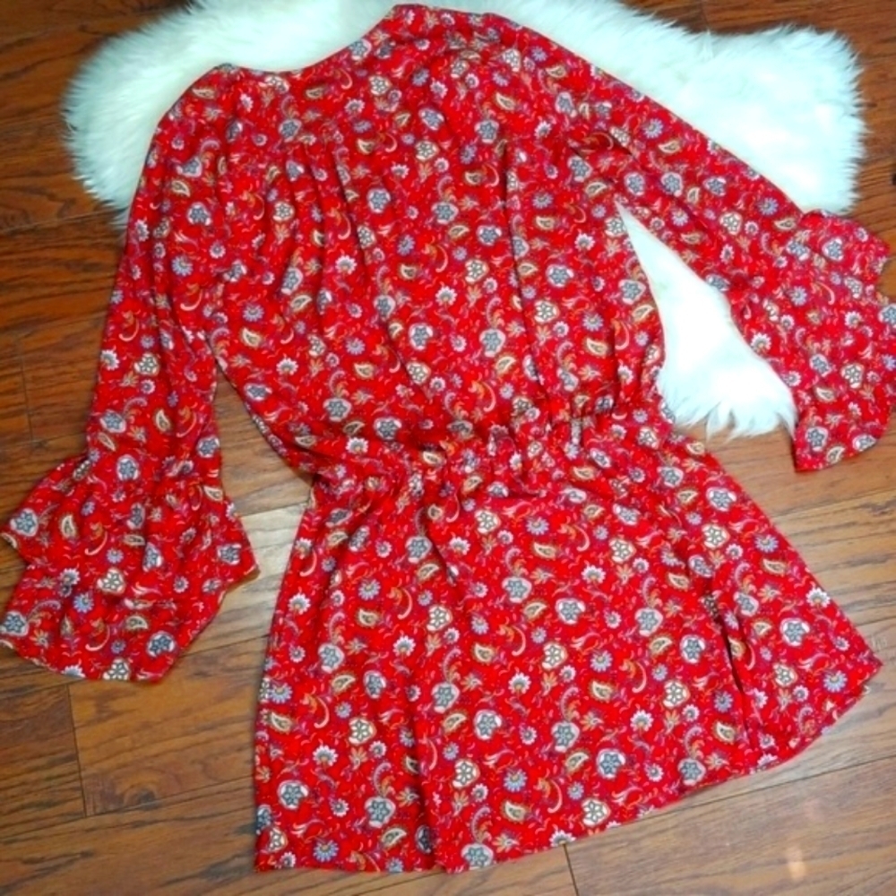 Harlowe & Graham Bell Sleeved Dress - Picture 2 of 8